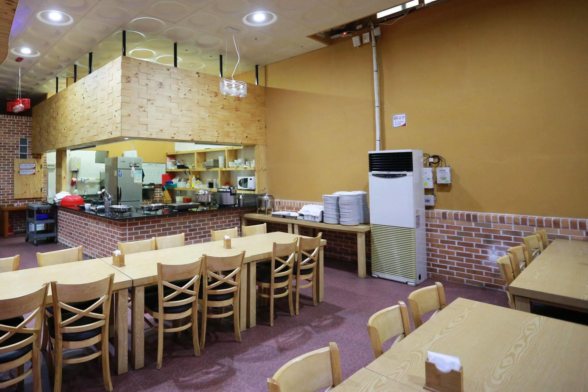 Olle Tourist Hotel Jeju by Eksteriør bilde